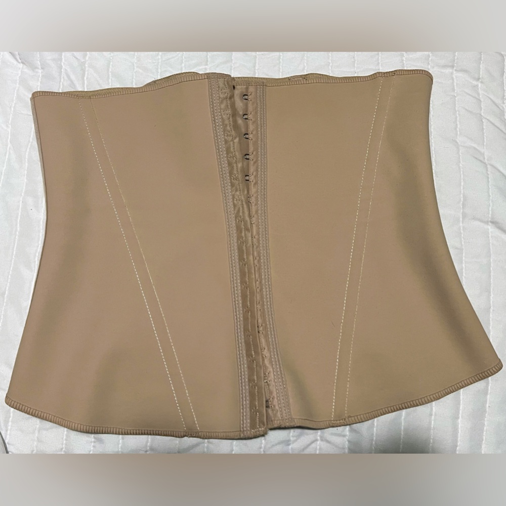Squeem waist cincher, size large.
